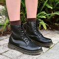 Botas Ortopédicas Estilo Martin – Comodidad Óptima y Soporte Diario